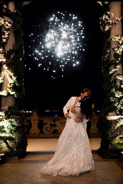 Couple dancing first dance